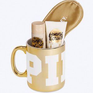 NWT VS PINK Mug Gift Set